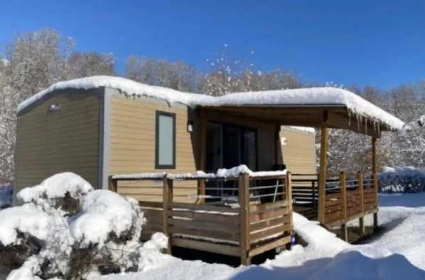Camping 3 Etoiles - Piscine - Eehheh Landry