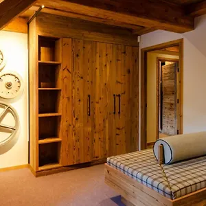  Chalet Le De L'aiguille